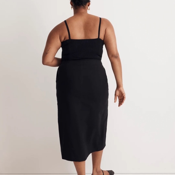 Madewell Linen-Cotton Blend Wrap Midi Skirt in Black - Picture 4 of 9